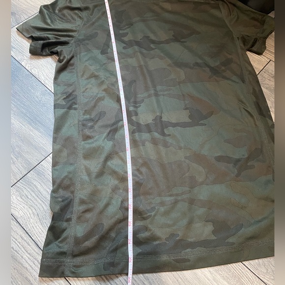 Abercrombie & Fitch Camo Workout Gym T-shirt - Picture 7 of 7